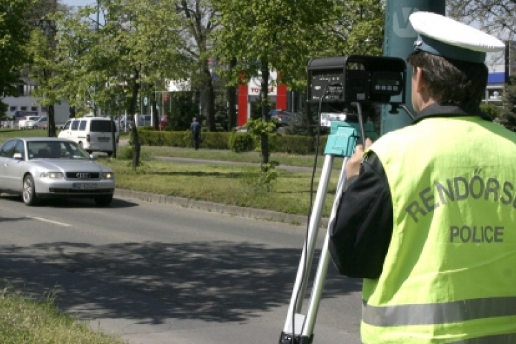 Itt számítson sebességellenőrzésre Tolna megyében